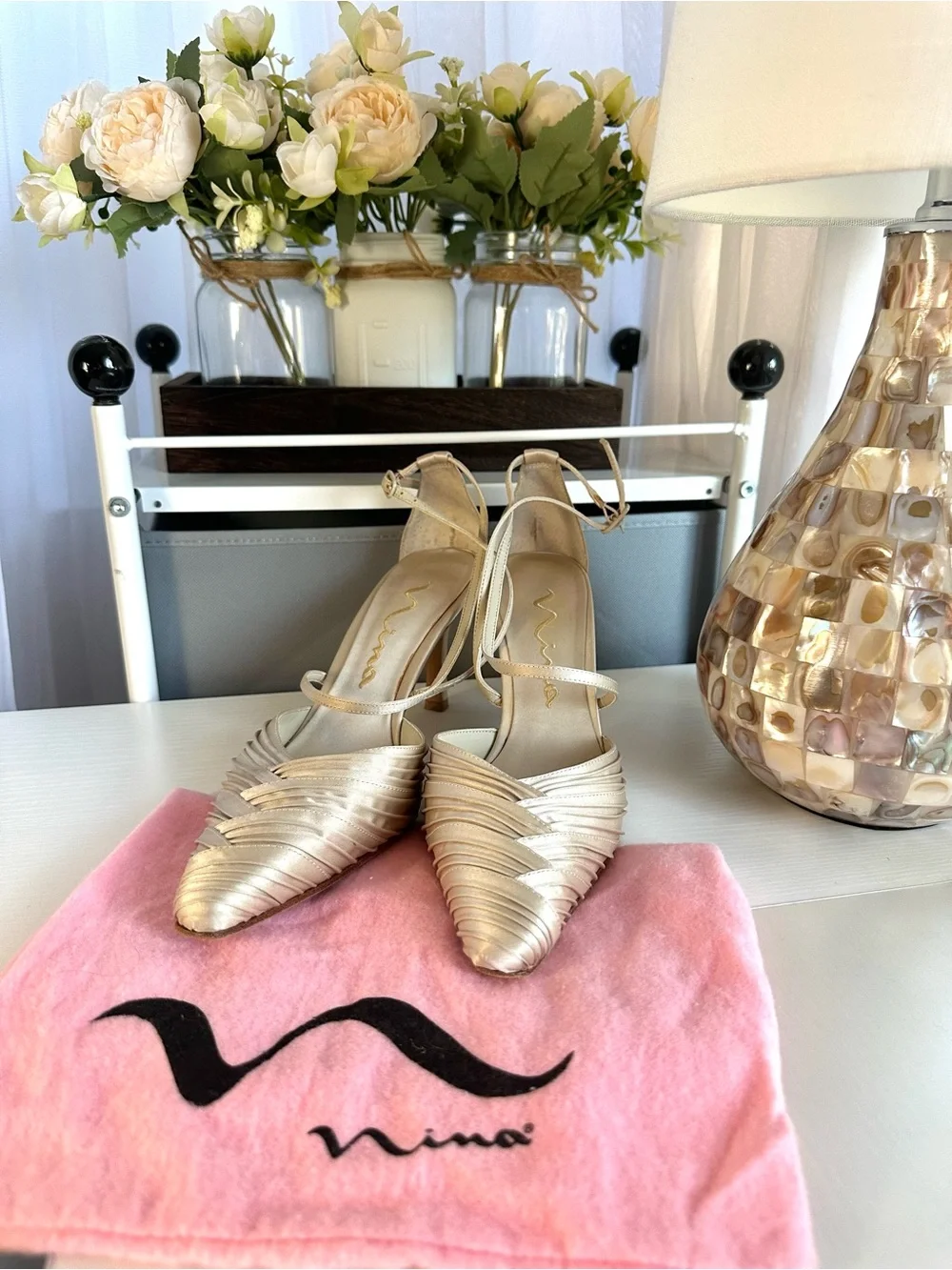 Nina Champagne Satin Pleated Pointed Toe Heels Size 8 1/2